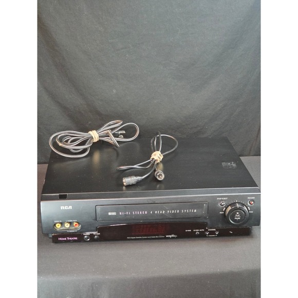 RCA VR725HF VCR 4 Head Hi-Fi Stereo Home Theatre Video Cassette Recorder Black